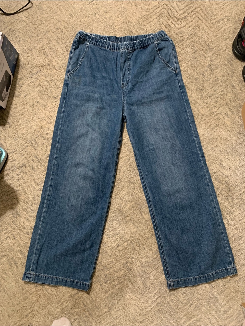 Women’s Relaxed Fit Elastic Waist Jeans - Blue